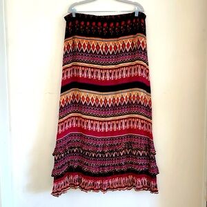 Neiman Marcus Women’s Multi-color XL Maxi Skirt